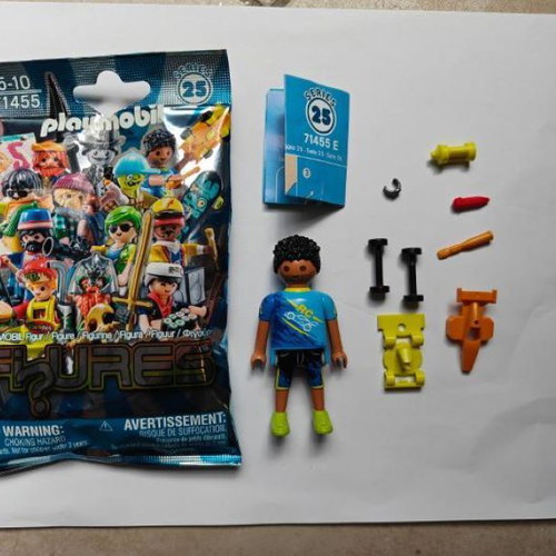 Playmobil 71455 Series 25 Boy with Car new