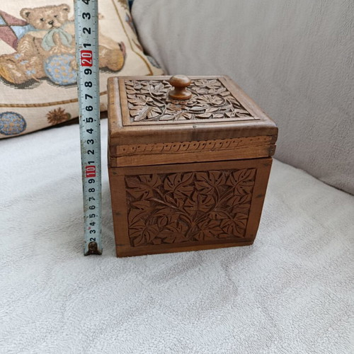 Woodcarving box used