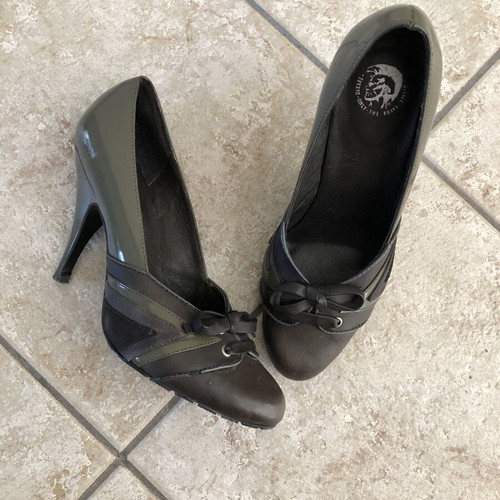 Diesel green pumps size 37 like new