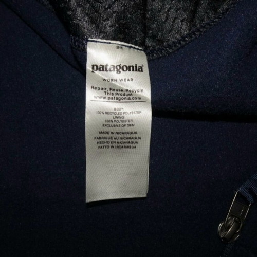 Patagonia Synchilla full zip jacket like new, size S, navy