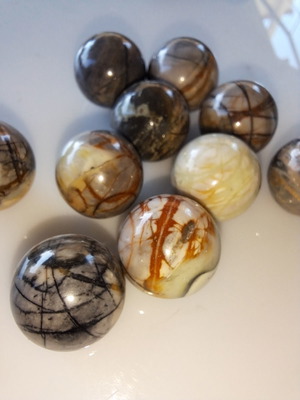 ΝΕΑ ΠΑΡΑΛΑΒΉ.  BOTSWANA AGATE ΤΕΜΆΧΙΑ 10, ΔΙΑΜΈΤΡΟΥ 20 ΧΙΛ,  ΚΑΙ ΒΑΡΟΥΣ 112 ΓΡΑΜΜΑΡΊΩΝ.