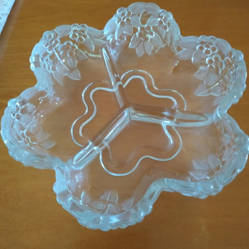 Crystal three-section container like new for nuts