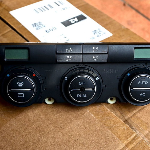Clima Control air conditioning controller Volkswagen Golf 5 2005-2009 like new