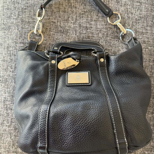 Kem leather shoulder bag like new, black