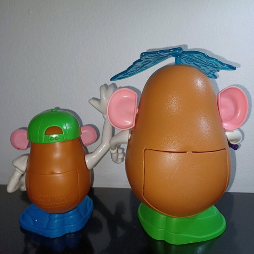 Mr. Potato Head toys used, pack