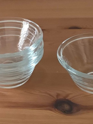 IKEA glass bowls set of 4 used, 12 cm diameter