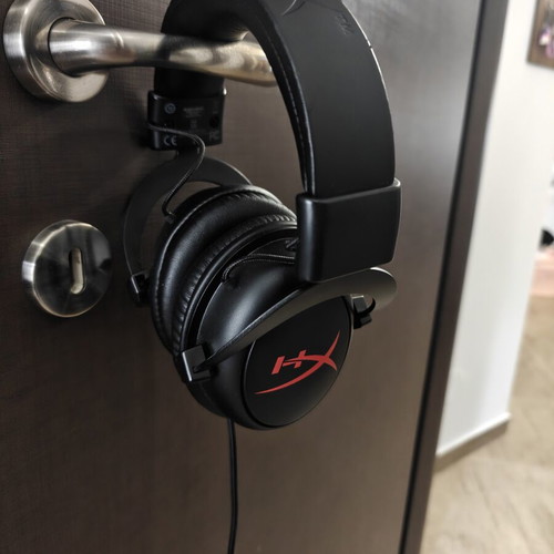 HyperX Cloud III gaming headphones like new, wired