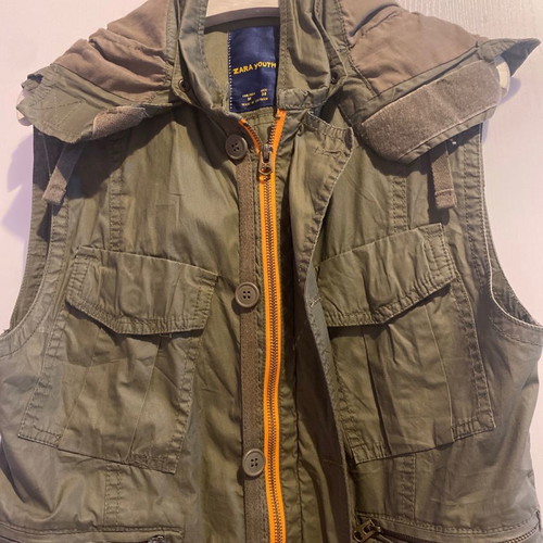 Zara men's sleeveless jacket used, khaki, size M