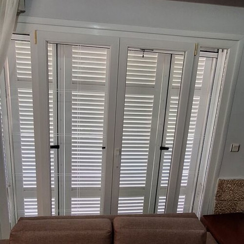 PVC windows and armored security entrance door like new, Finstral with Aubi mechanisms