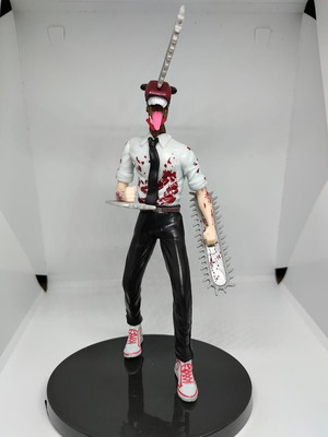 Chainsaw Man figure 19cm like new, anime manga collectible