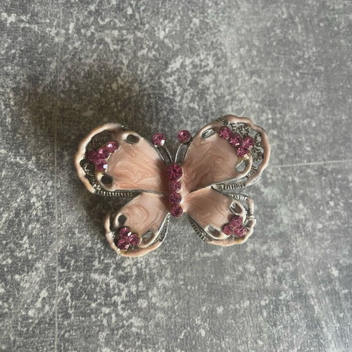 Butterfly pin used, pink