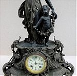  Ρολόι επιτραπέζιο μεταλλικό, περίπου 130 ετών.