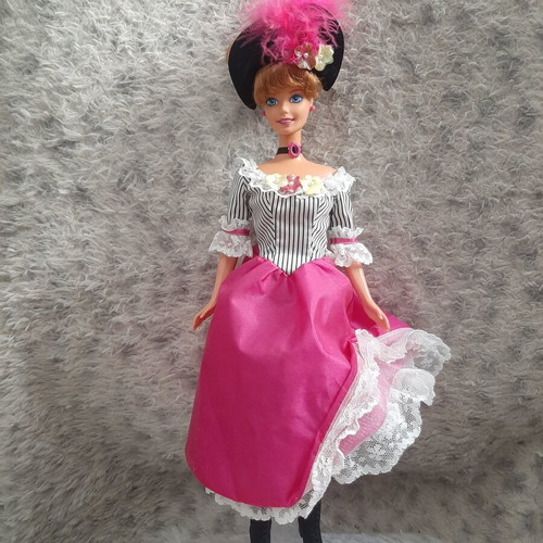 Barbie doll like new