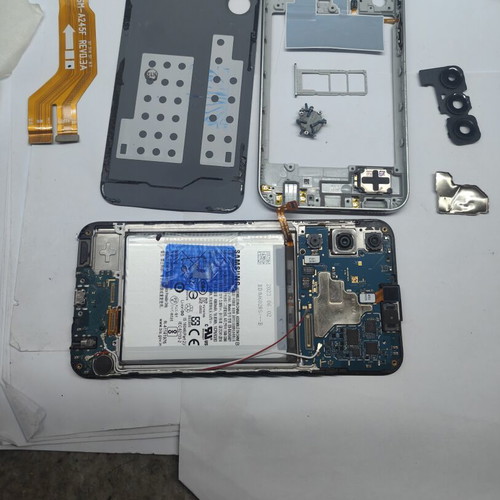 Samsung A24 Dual SIM (4GB/128GB) Star Silver used for parts