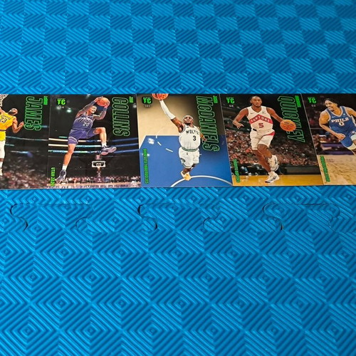 Set of 5 NBA Panini Top Class cards like new with LeBron James and others