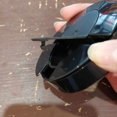 Sony earphones case like new, hard material