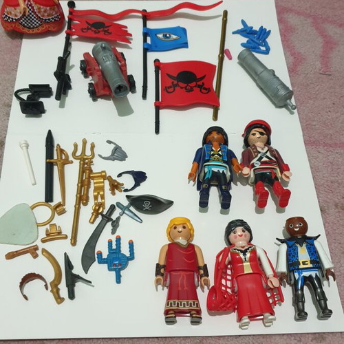 Playmobil figures and accessories like new