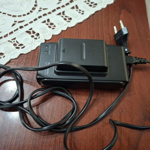 Panasonic RX50 video camera like new, VHS-C compatible