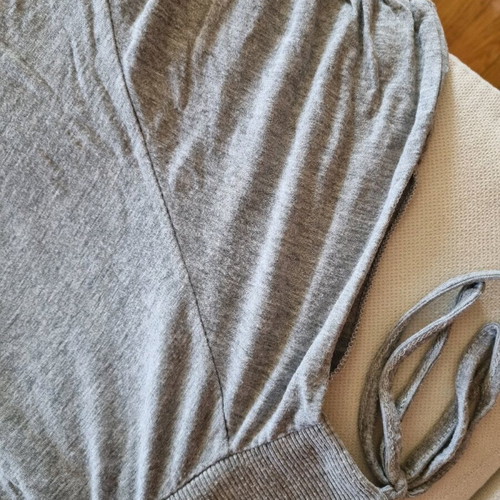 Gray blouse with shoulder cutouts like new, size medium