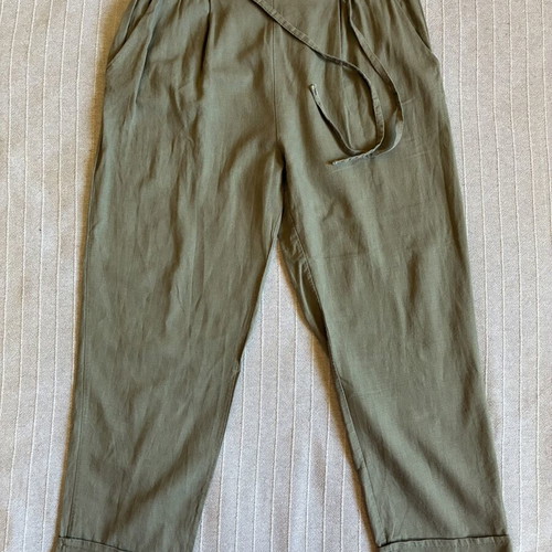 ALE Khaki Linen Blend Pleated Cropped Pants size S, like new