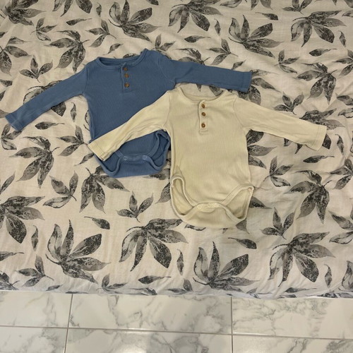 Sinsay long-sleeve bodysuit set like new 2-5 months, 100% cotton