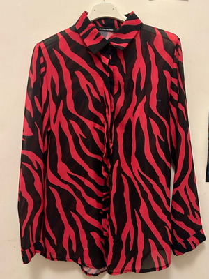 Zebra shirt used, fuchsia-black, sheer fabric