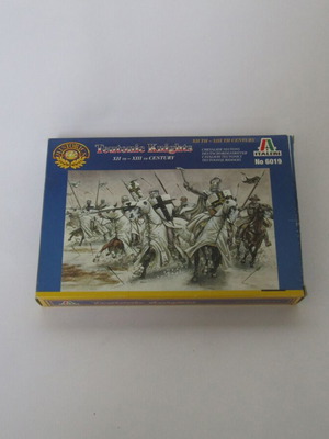 Italeri έφιπποι Τεύτονες ιππότες σε κλίμακα 1/72, σετ 18