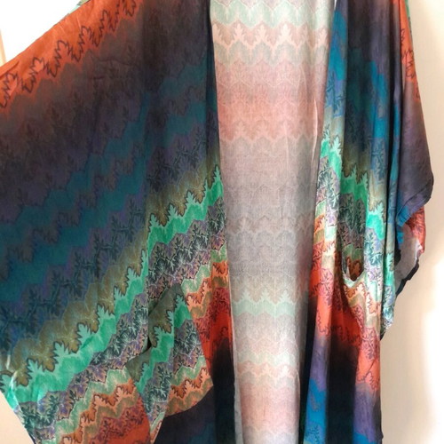 EVE kimono wide fit like new size XXL 83 cm