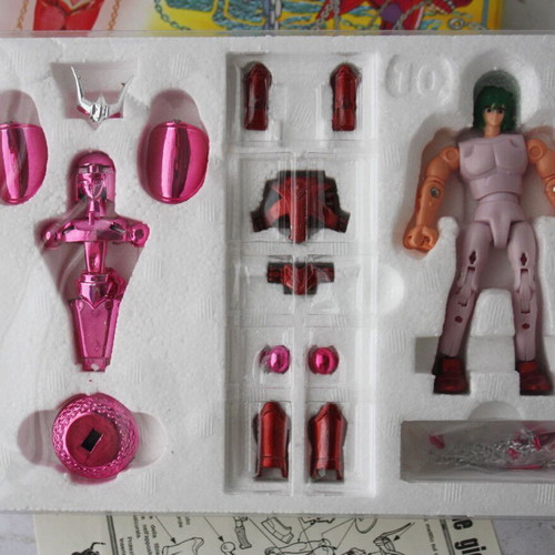 Vintage Saint Seiya Andromeda Armour die cast figure new, Taiwan