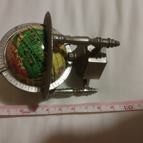 Globe pencil sharpener like new, metal decorative
