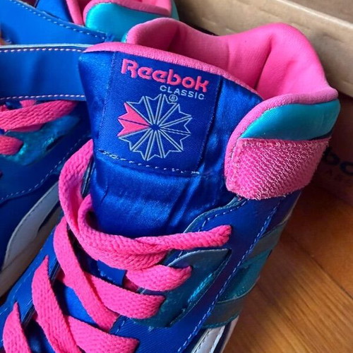 Reebok Retro Athletic Sneakers like new, size 38.5, multicolor