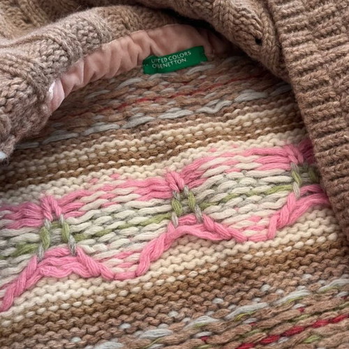 Benetton cardigan used, beige, for girls 10-11 years old