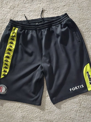 Feyenoord Kappa Training Shorts XL like new