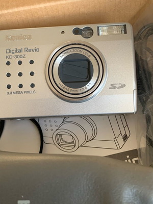 Konica Digital Revio KD-300Z Vintage ψηφιακή φωτογραφική μηχανή 3.3MP με κουτί και αξεσουάρ
