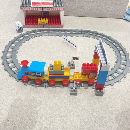 Train Station Building Blocks Set used