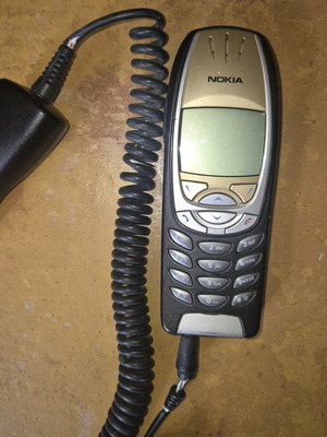 Nokia 6310i collectible used