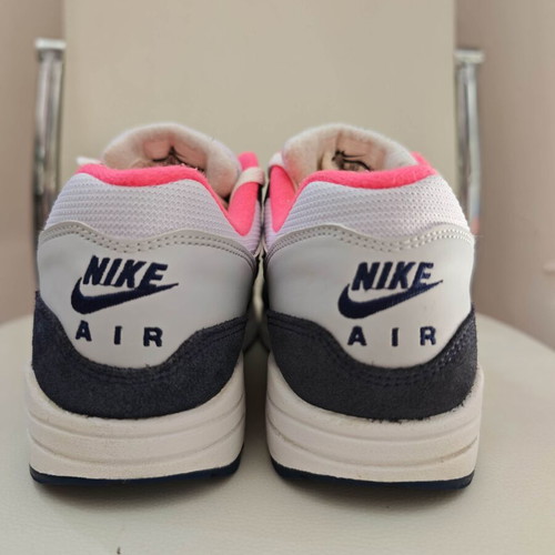 Nike Air Max women's sneakers, size 40.5, 26cm insole
