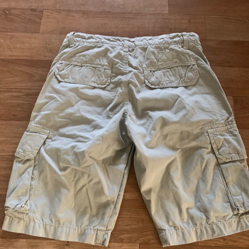 Fred Perry cargo shorts like new, size S, white