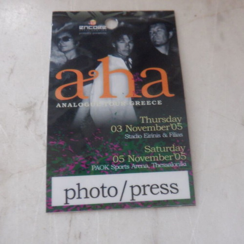 A-ha authentic photo/press tour pass 2005 laminated unused