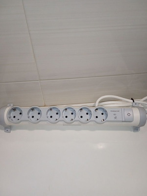 Le Grand Power Strip 6 Positions New, 1.5m Cable, White