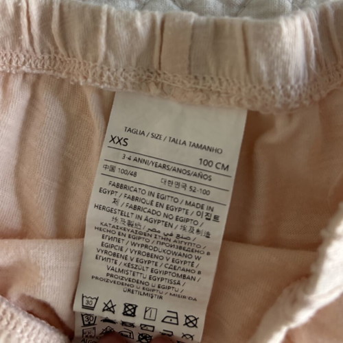 Girls' Benetton Santoro Pajama like new, size 3-4