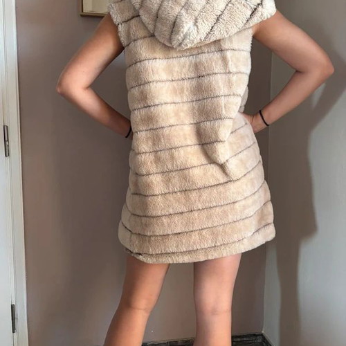 Women's fur vest like new, size M / 38 / 10