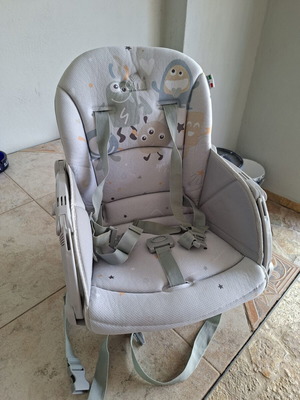 Cam Baby Feeding Seat like new with tray