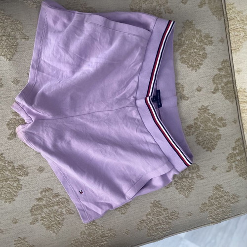 Tommy Hilfiger women's shorts like new, size L 40 12
