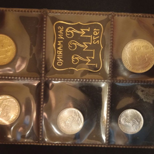 San Marino 1972 Republic Coin Set like new