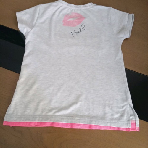 Set of 6 used 3 leggings and 3 short-sleeve tops for 8-year-old girl