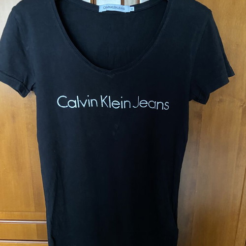 Calvin Klein women's t-shirt like new, size M