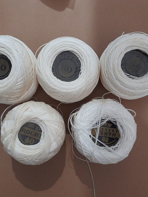 White thread spools no 40, 60, 80 unused, pack of 5