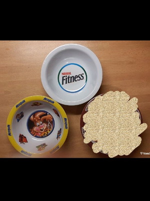 Nestle collectible cereal bowls like new, set of 2