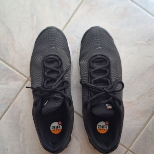 Nike Air Max DN sneakers size 44.5, slightly used, black and white